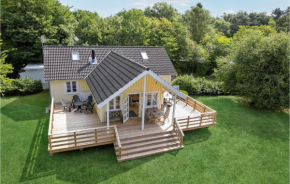 3 Bedroom Stunning Home In Højby, Højby
